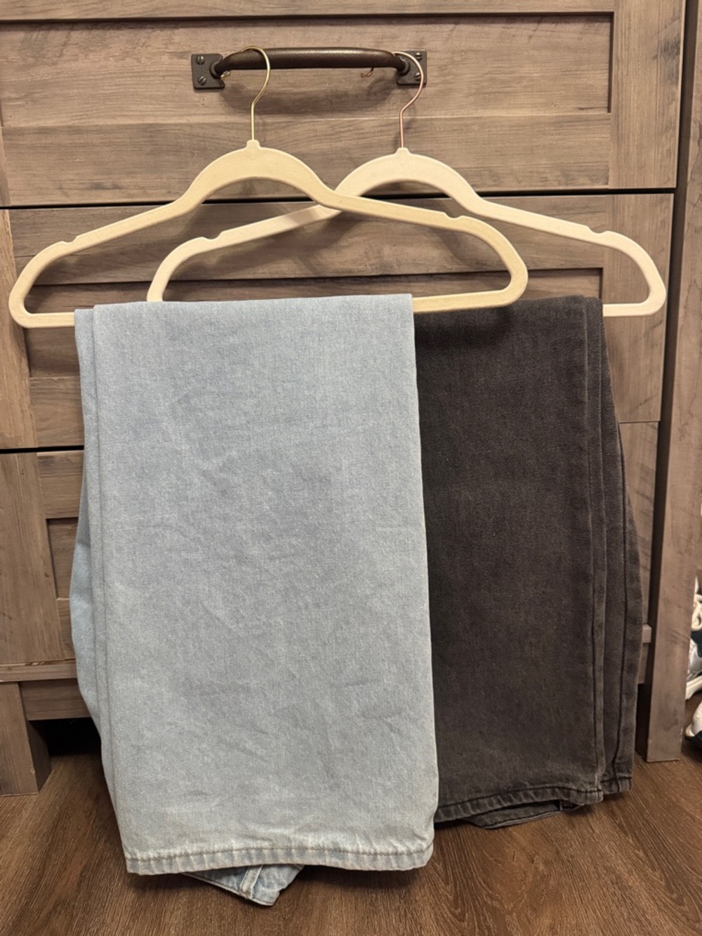 2 PAIRS black & light wash edikted wide leg jeans